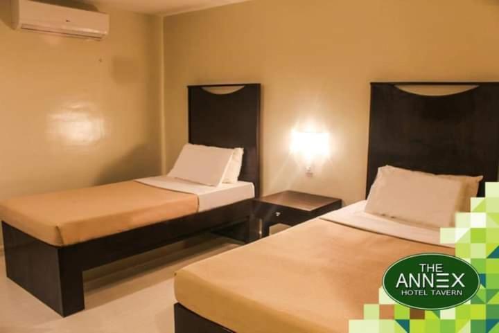 Annex Hotel Tavern Surigao Eksteriør billede